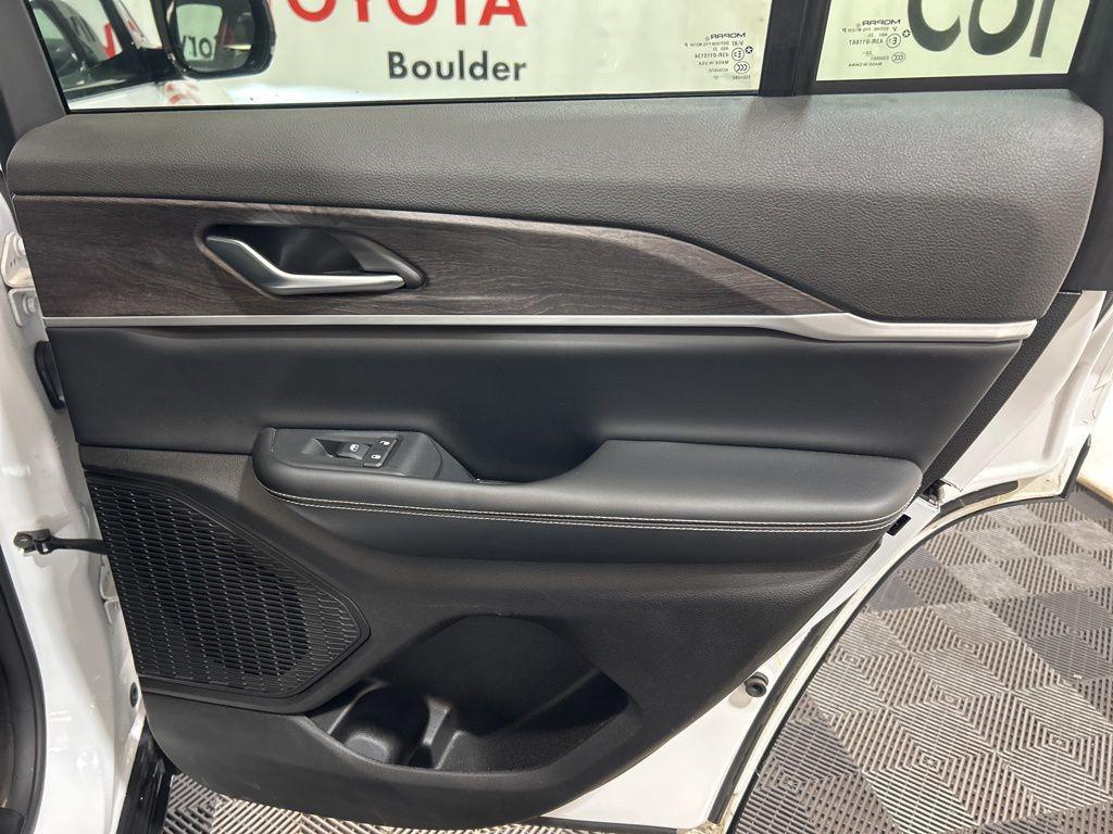 used 2023 Jeep Grand Cherokee car, priced at $25,000