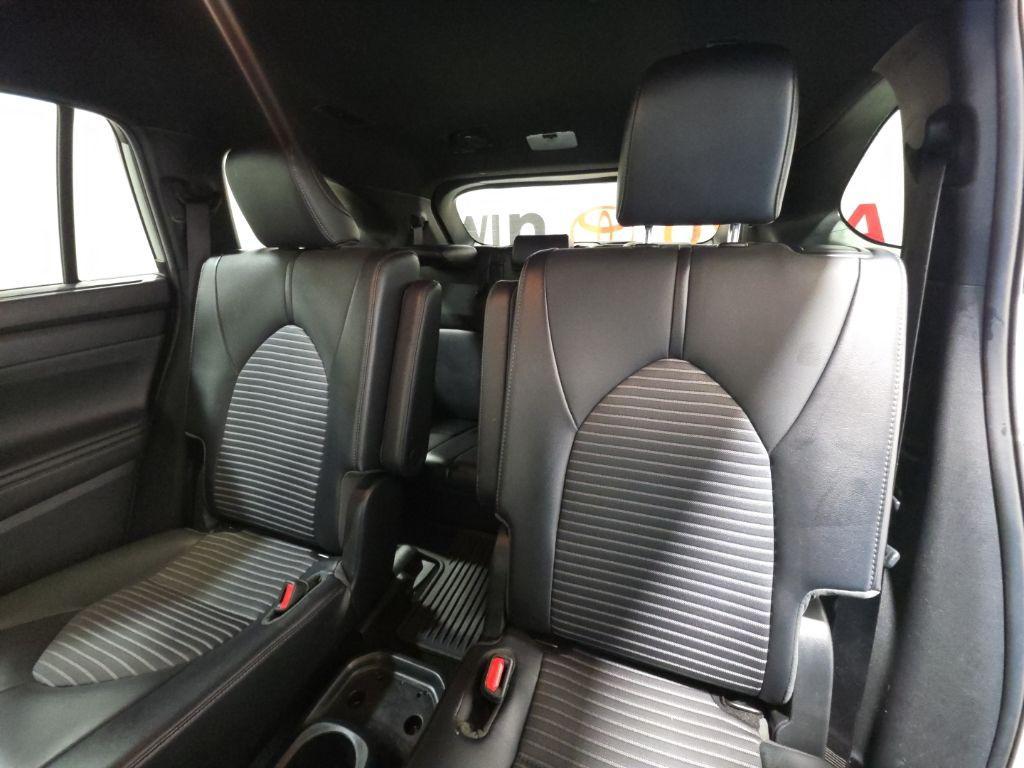 used 2021 Toyota Highlander car, priced at $29,550