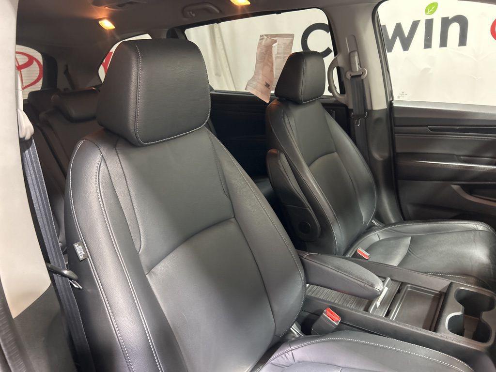 used 2022 Honda Odyssey car, priced at $34,400