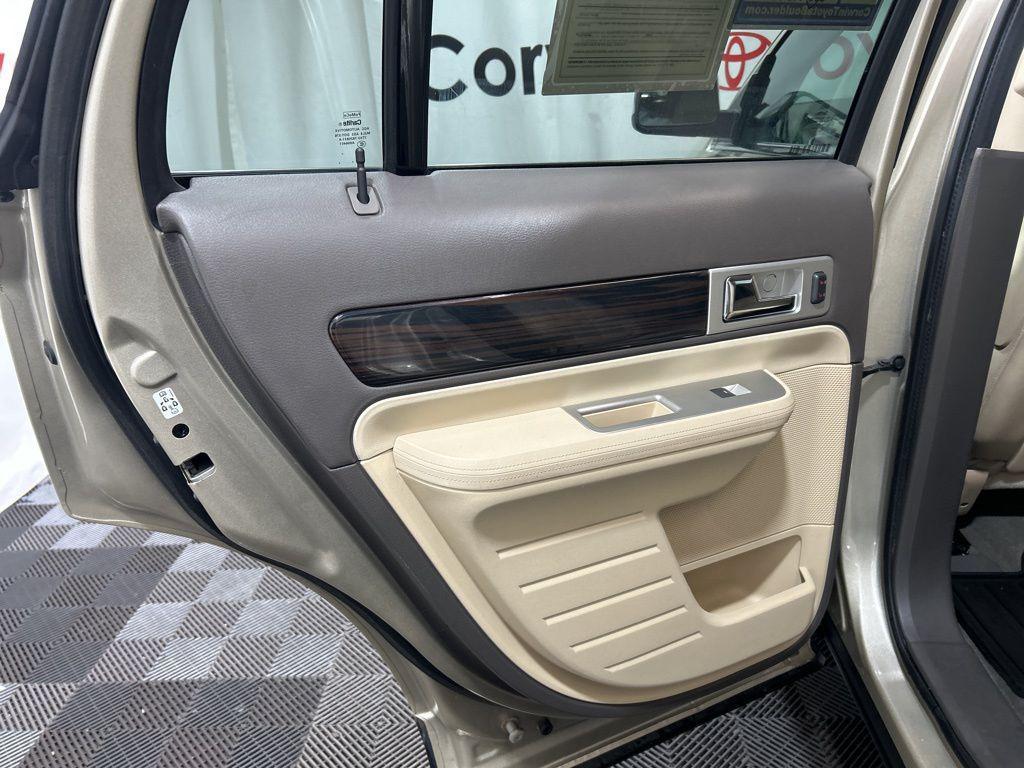 used 2010 Lincoln MKX car, priced at $7,500