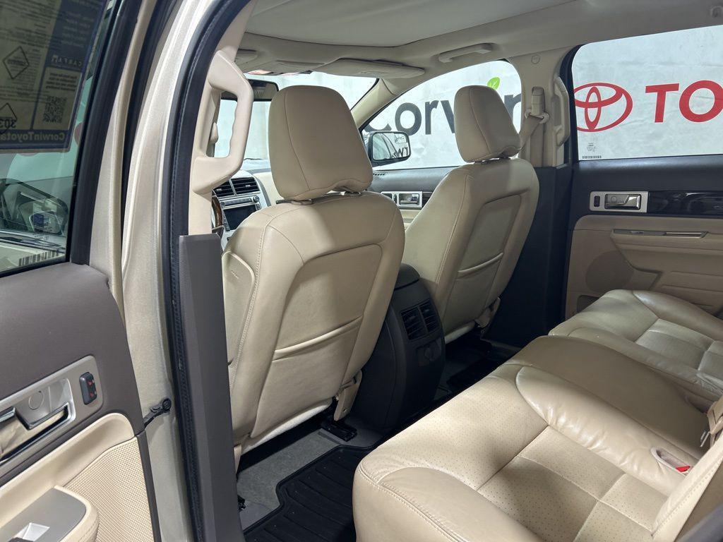 used 2010 Lincoln MKX car, priced at $7,500