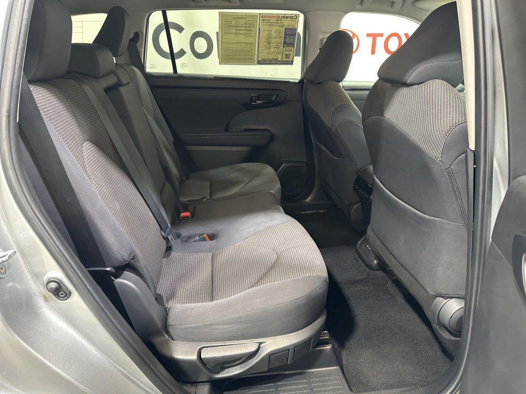 used 2024 Toyota Highlander car, priced at $32,850