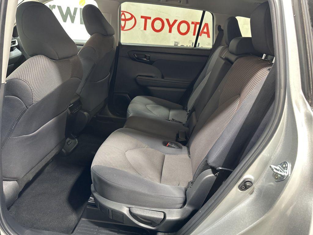 used 2024 Toyota Highlander car, priced at $32,850