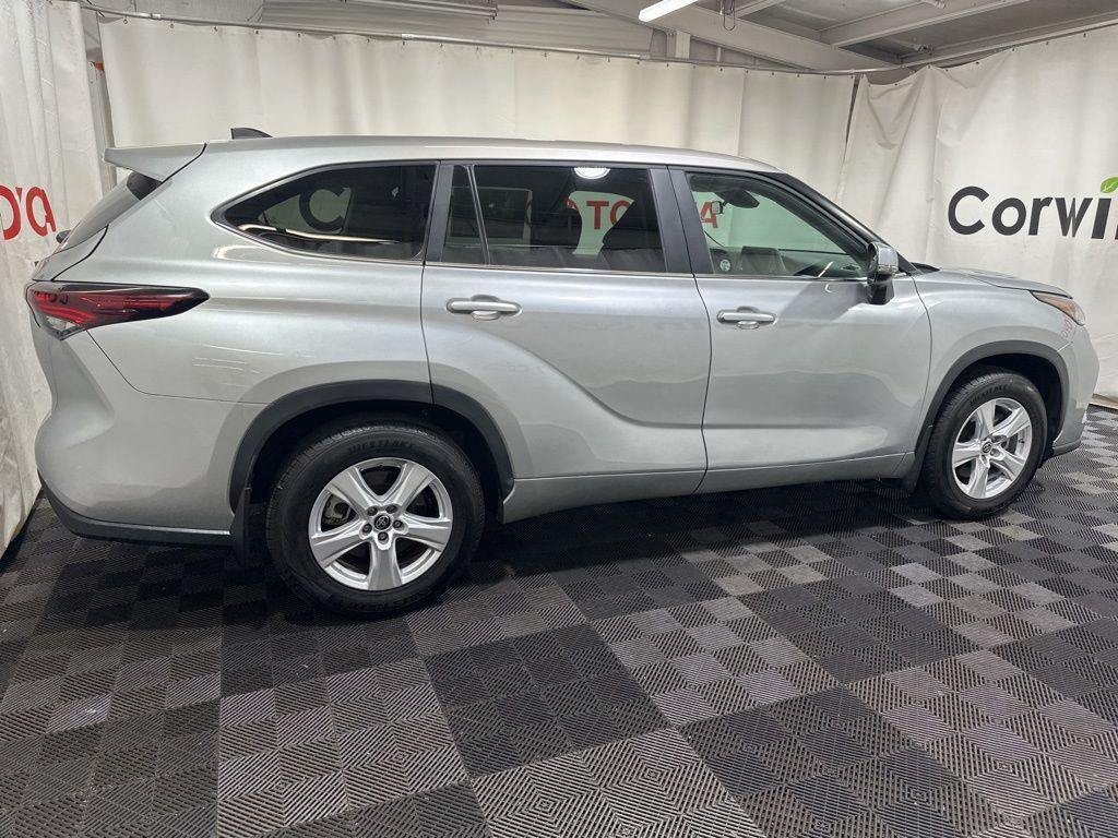 used 2024 Toyota Highlander car, priced at $32,850