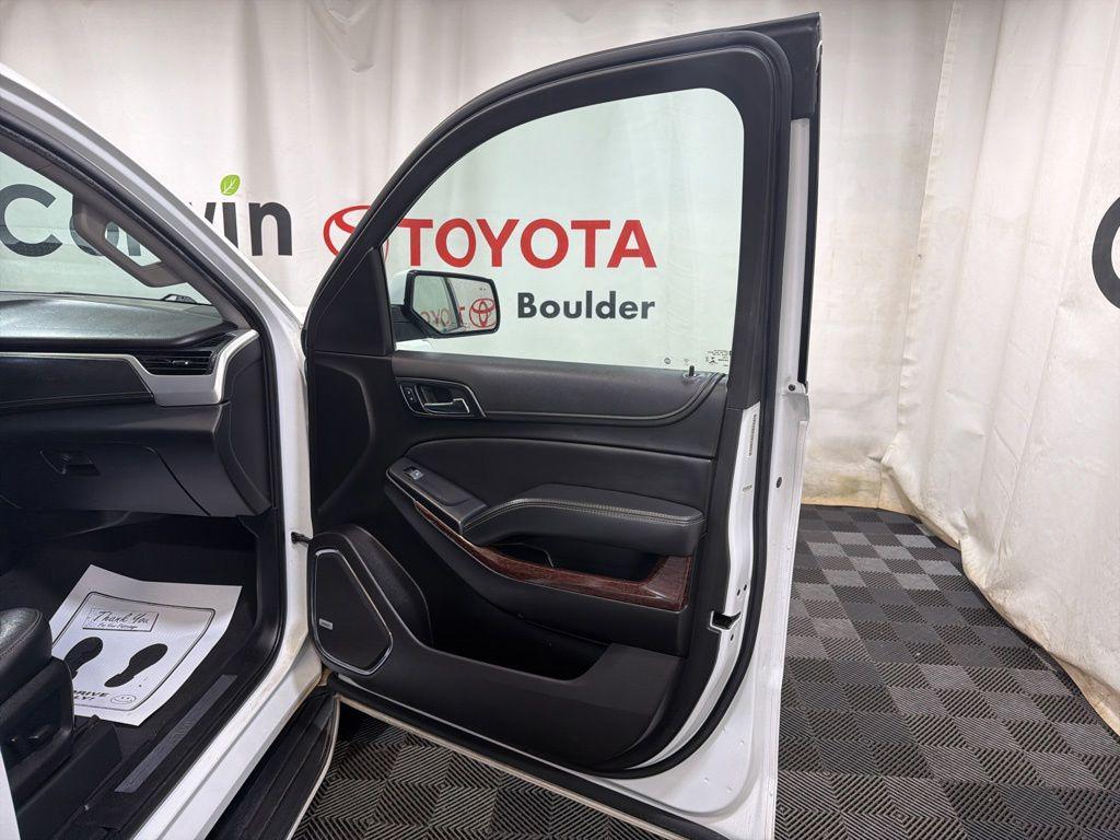used 2020 GMC Yukon XL car, priced at $29,000