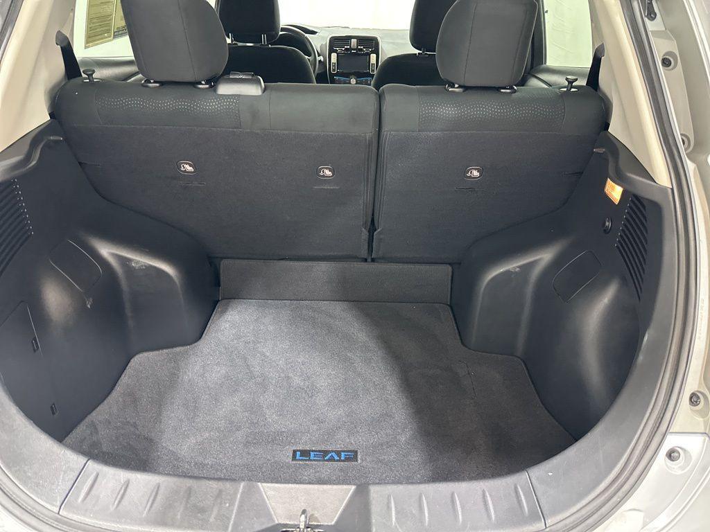 used 2017 Nissan Leaf car, priced at $6,000