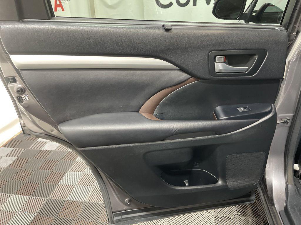 used 2015 Toyota Highlander car, priced at $16,000