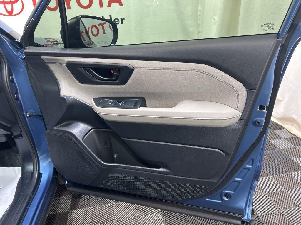 used 2025 Subaru Forester car, priced at $28,550