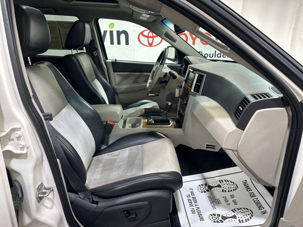 used 2009 Jeep Grand Cherokee car, priced at $7,500