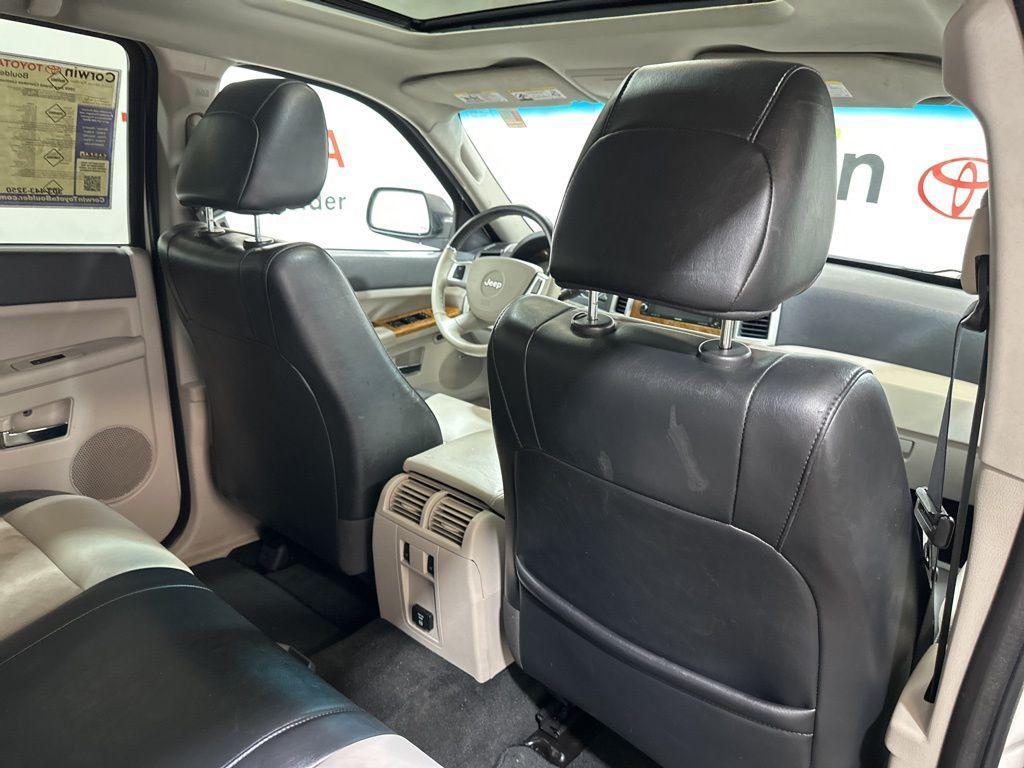 used 2009 Jeep Grand Cherokee car, priced at $7,500