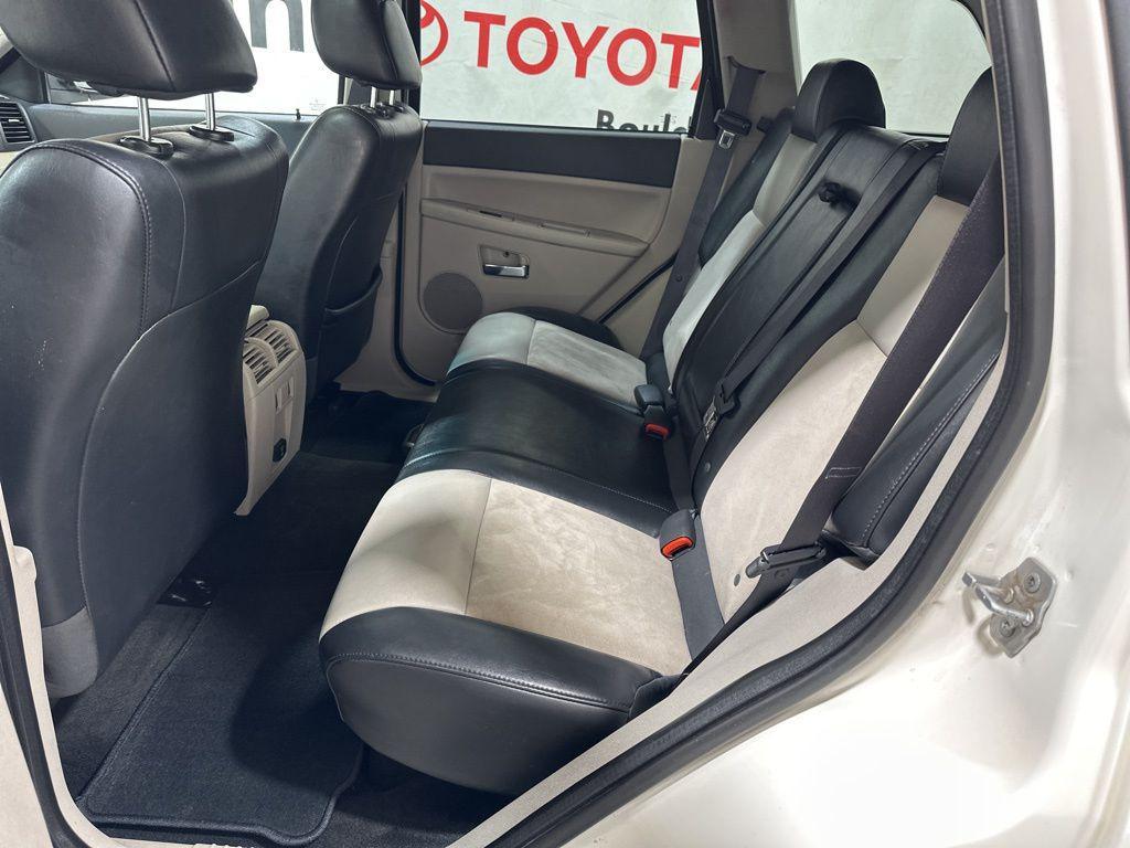 used 2009 Jeep Grand Cherokee car, priced at $7,500