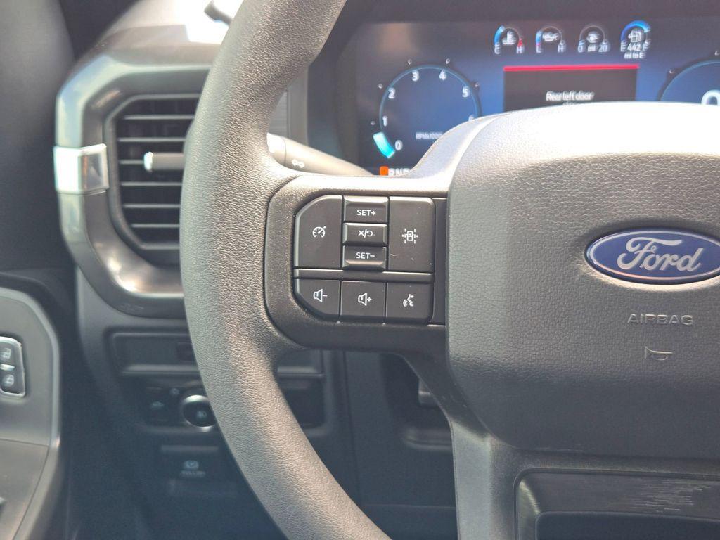 used 2025 Ford F-150 car, priced at $39,995