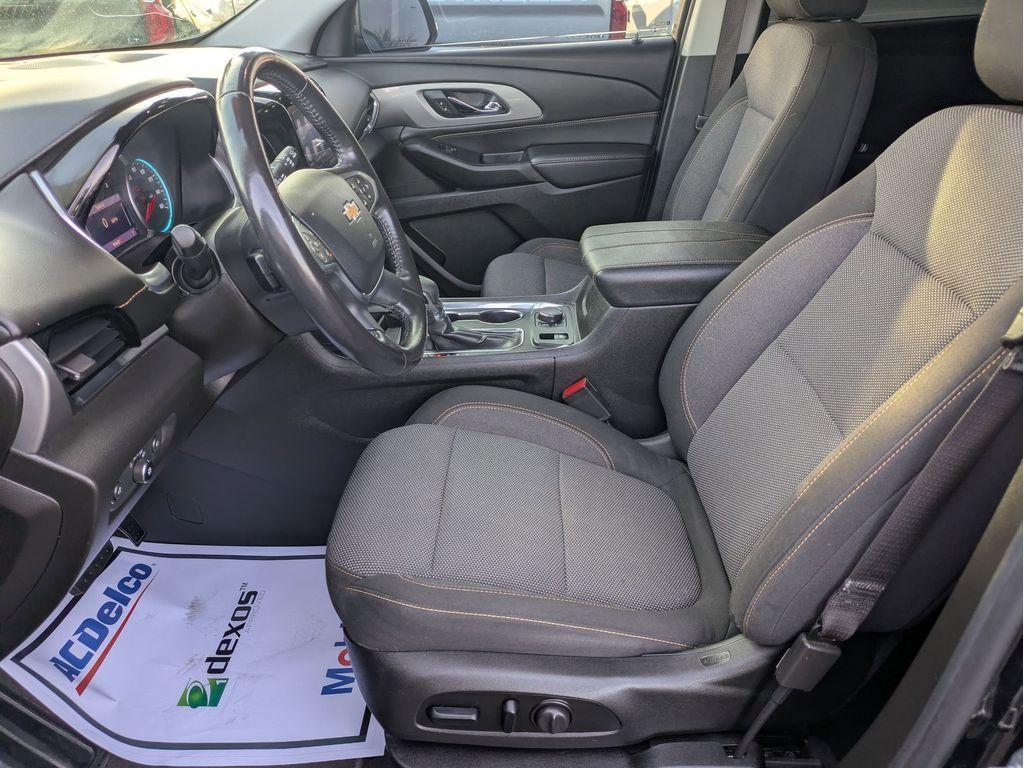 used 2021 Chevrolet Traverse car, priced at $20,599