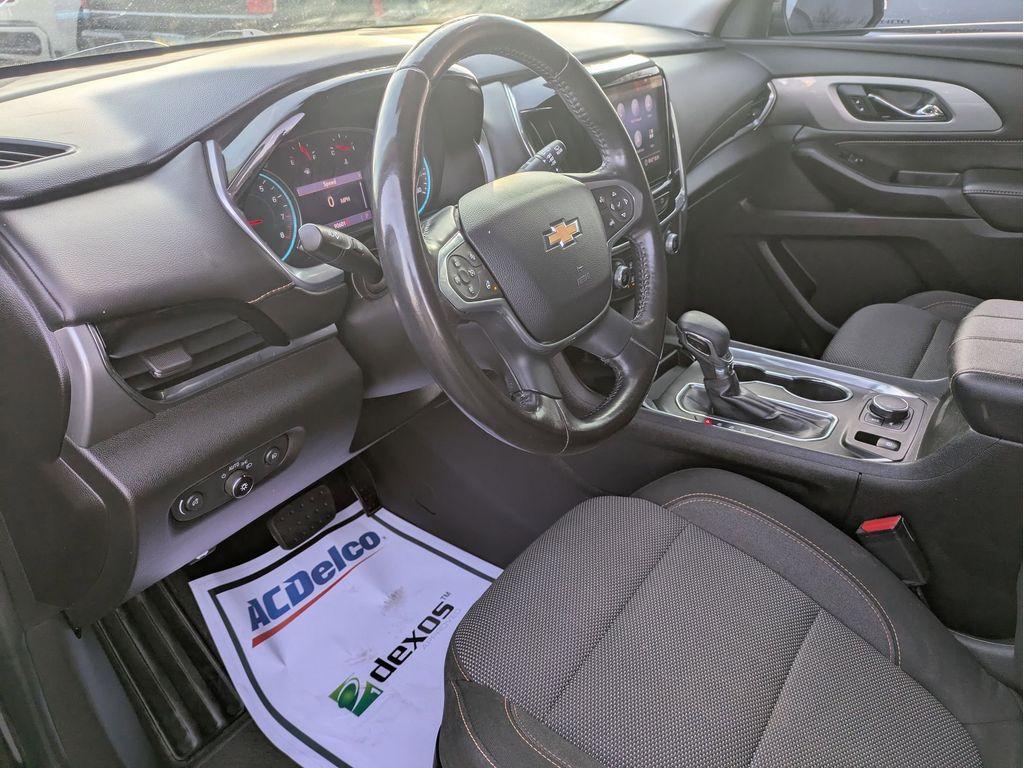 used 2021 Chevrolet Traverse car, priced at $20,599