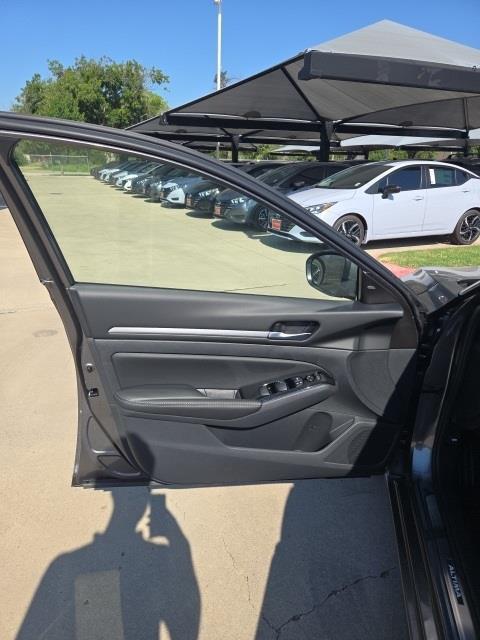 new 2025 Nissan Altima car, priced at $28,100