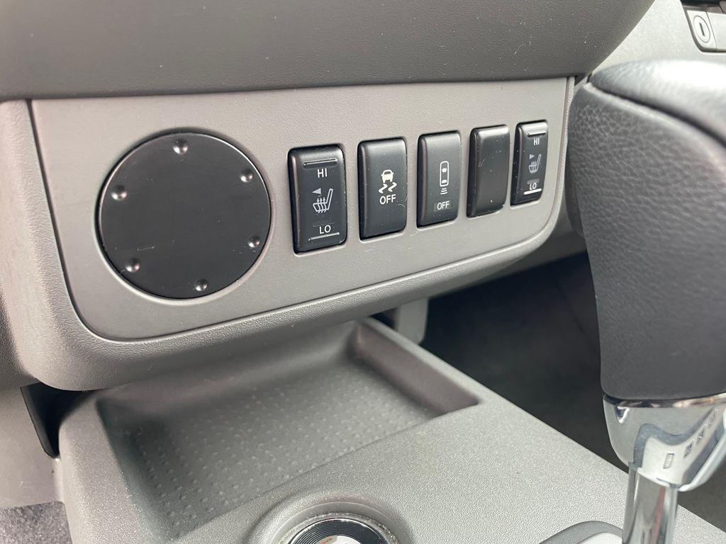 used 2021 Nissan Frontier car, priced at $22,284