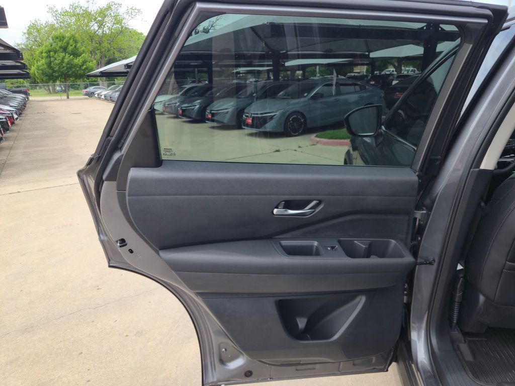 new 2026 Nissan Pathfinder car, priced at $41,999