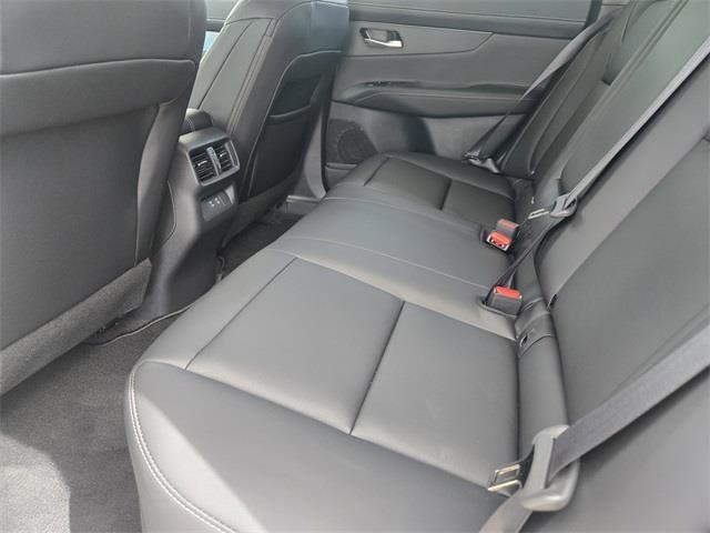 new 2025 Nissan Murano car, priced at $41,328