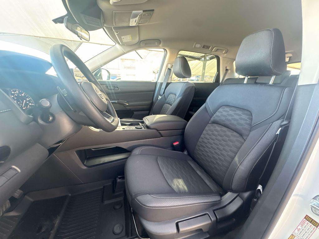 new 2026 Nissan Pathfinder car, priced at $41,675