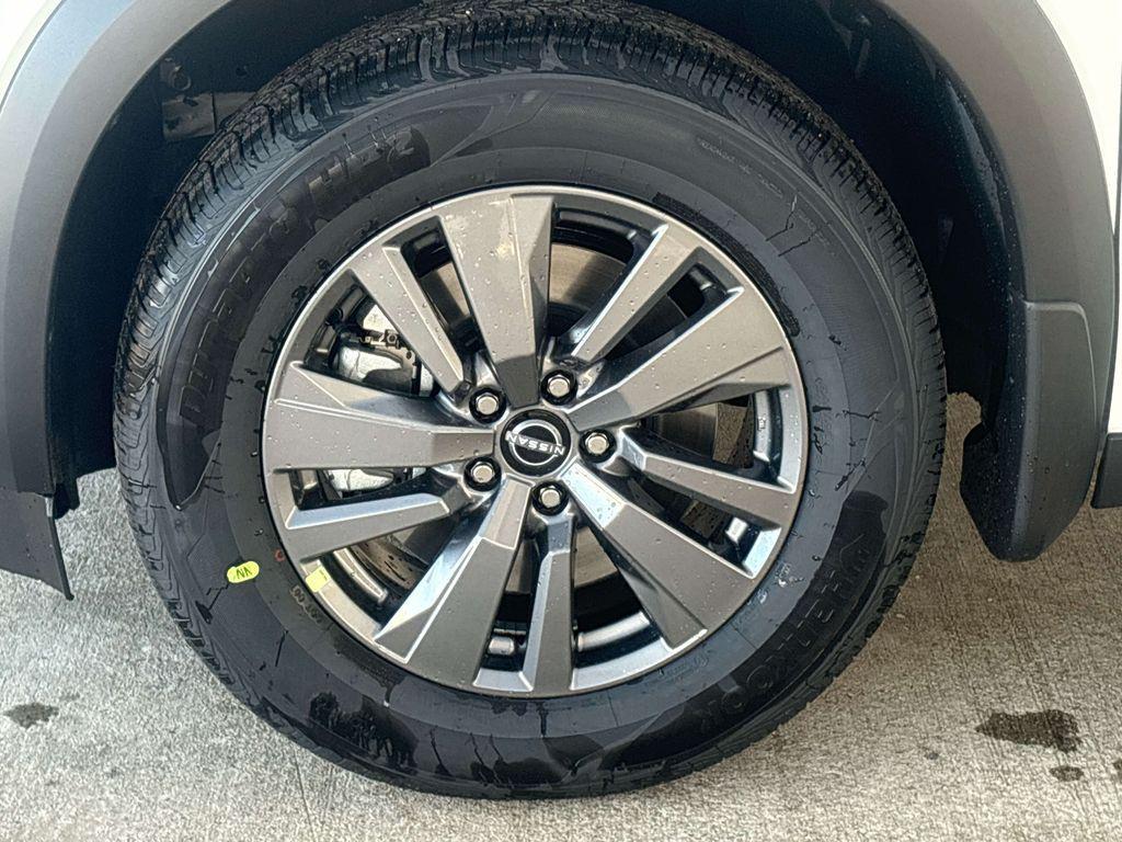 new 2026 Nissan Pathfinder car, priced at $41,675