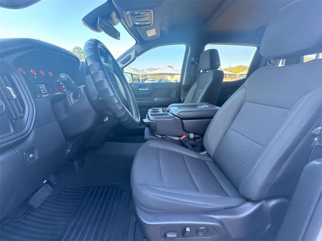 used 2024 Chevrolet Silverado 1500 car, priced at $30,029