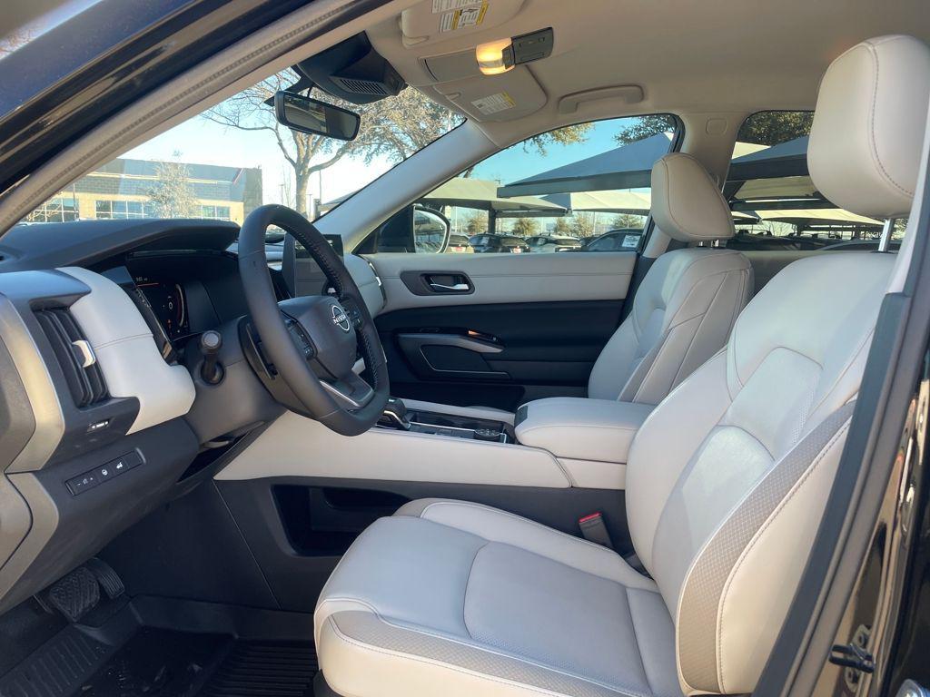 new 2026 Nissan Pathfinder car, priced at $44,068