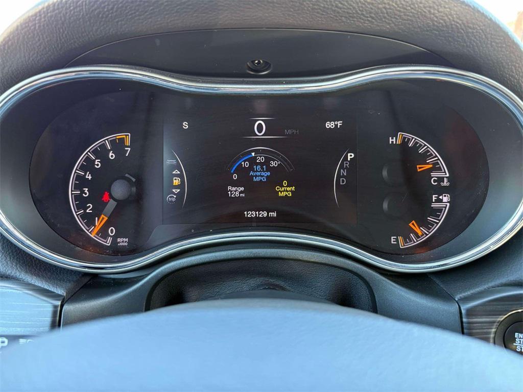 used 2020 Jeep Grand Cherokee car, priced at $14,389