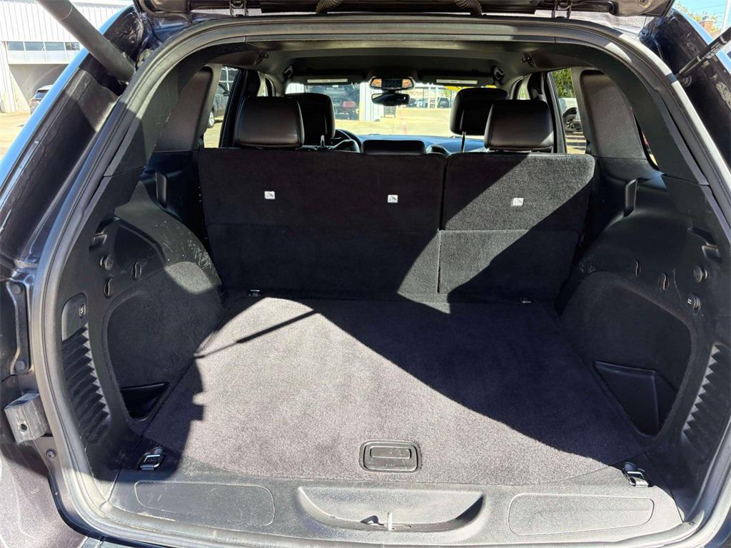 used 2020 Jeep Grand Cherokee car, priced at $14,389