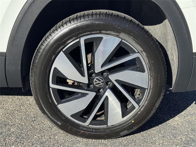used 2024 Volkswagen Atlas car, priced at $29,000