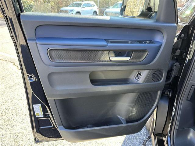 new 2025 Volkswagen ID. Buzz car, priced at $48,915