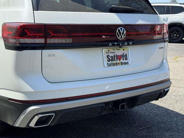 new 2026 Volkswagen Atlas car, priced at $46,204