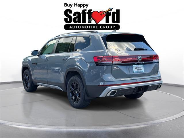 new 2025 Volkswagen Atlas car, priced at $43,771