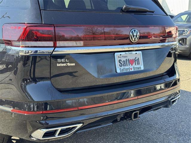 new 2026 Volkswagen Atlas car, priced at $52,621