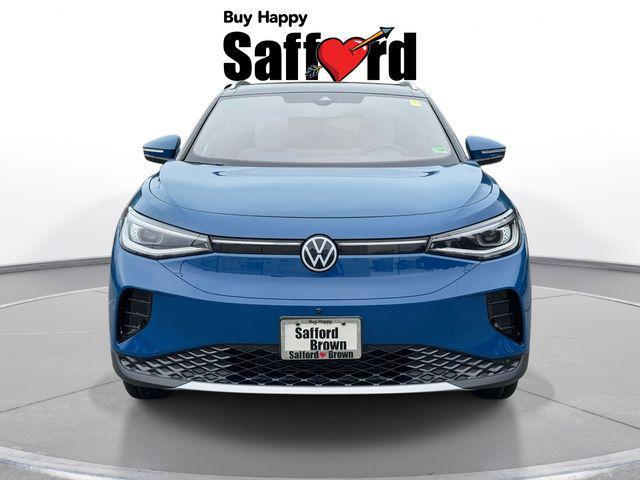 new 2025 Volkswagen ID.4 car, priced at $48,028