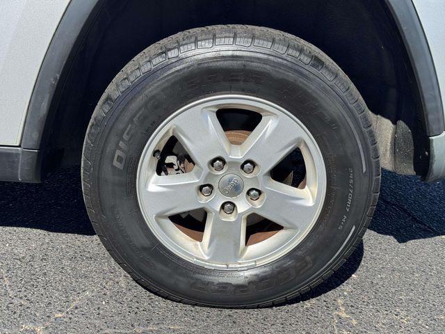 used 2012 Jeep Grand Cherokee car, priced at $6,290