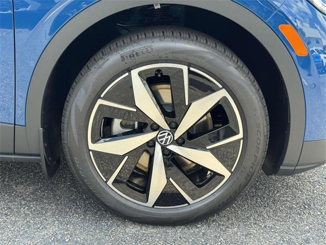 new 2025 Volkswagen ID.4 car, priced at $43,932