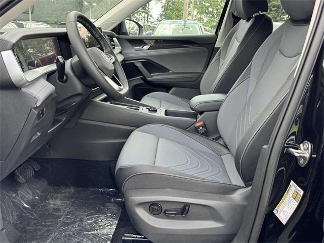 new 2025 Volkswagen Tiguan car, priced at $32,529