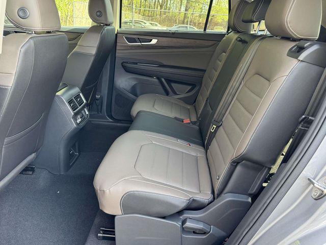 new 2026 Volkswagen Atlas car, priced at $50,288