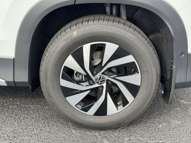 new 2026 Volkswagen Tiguan car, priced at $32,496