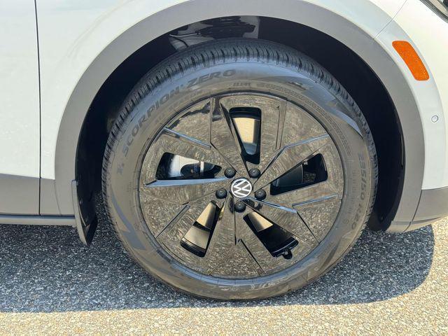 new 2025 Volkswagen ID.4 car, priced at $45,966
