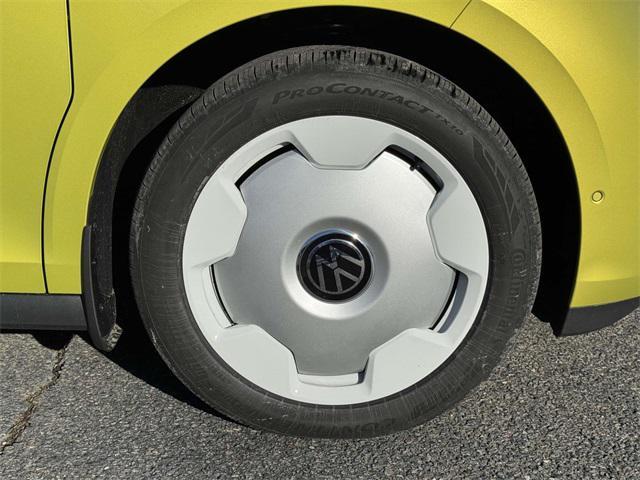 new 2025 Volkswagen ID. Buzz car, priced at $61,521