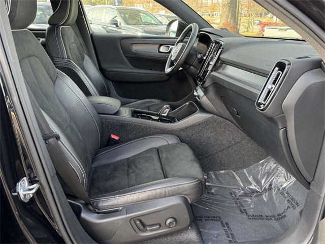 used 2021 Volvo XC40 Recharge Pure Electric car, priced at $20,900