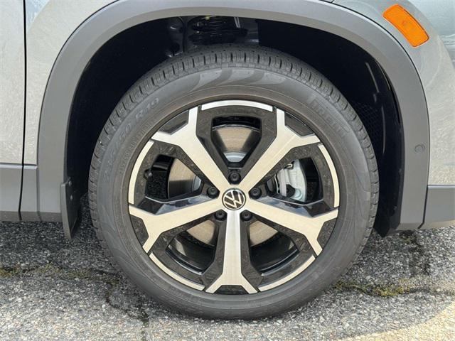 new 2025 Volkswagen Tiguan car, priced at $35,515
