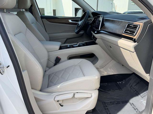 new 2026 Volkswagen Atlas car, priced at $47,453