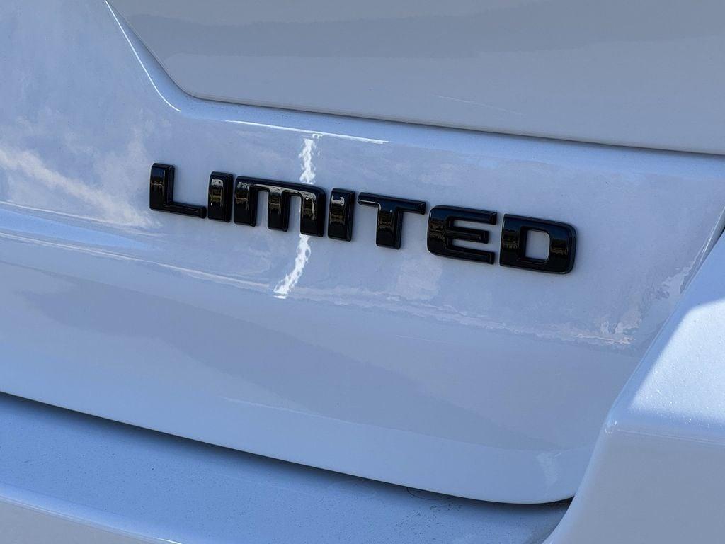 new 2025 Jeep Grand Cherokee car, priced at $52,420