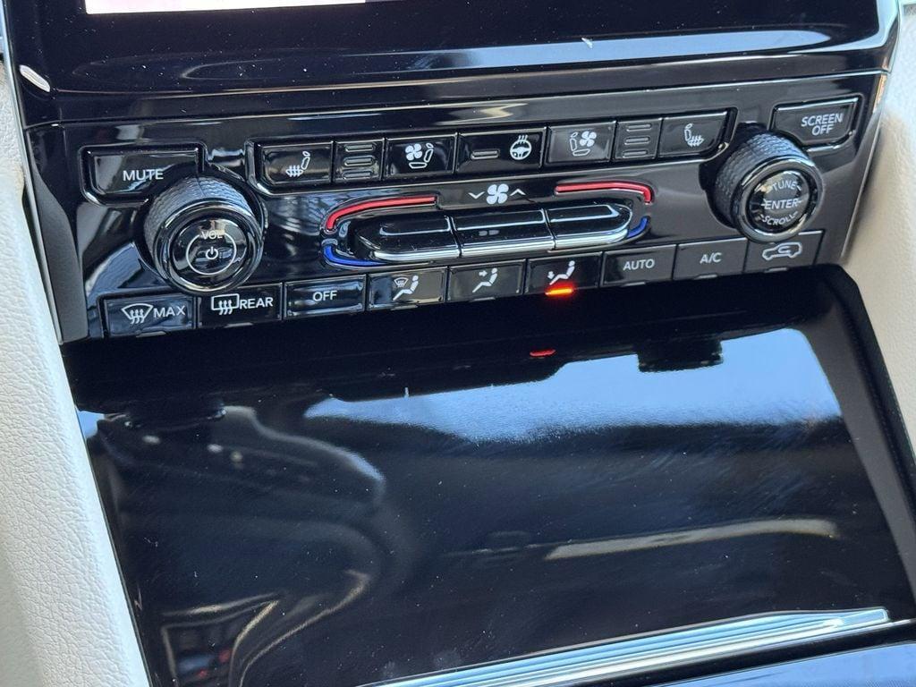 new 2025 Jeep Grand Cherokee car, priced at $52,420