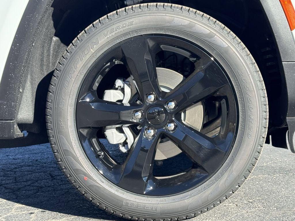 new 2025 Jeep Grand Cherokee car, priced at $52,420