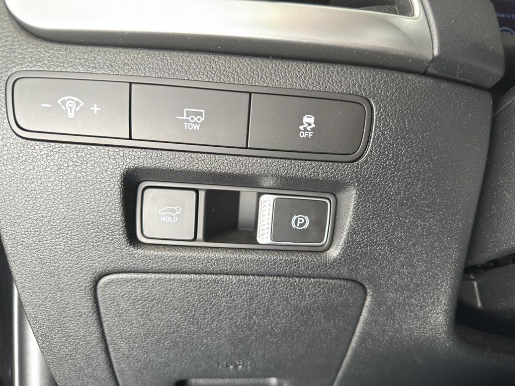 used 2024 Hyundai Palisade car, priced at $35,984