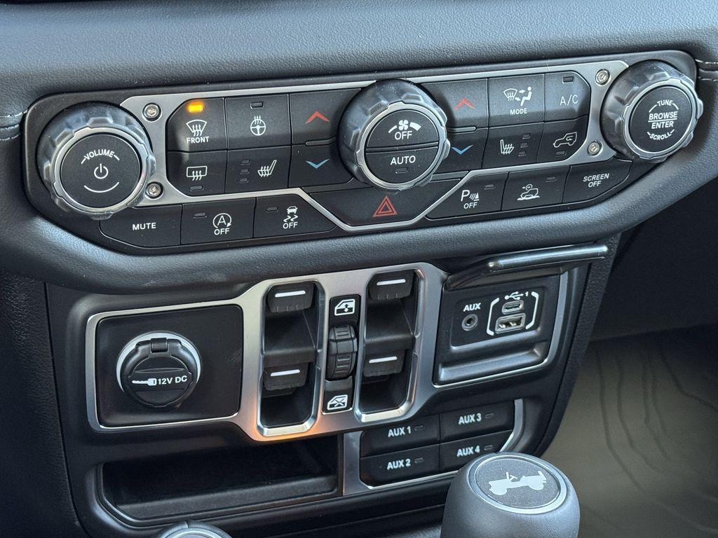 new 2026 Jeep Wrangler car, priced at $55,636