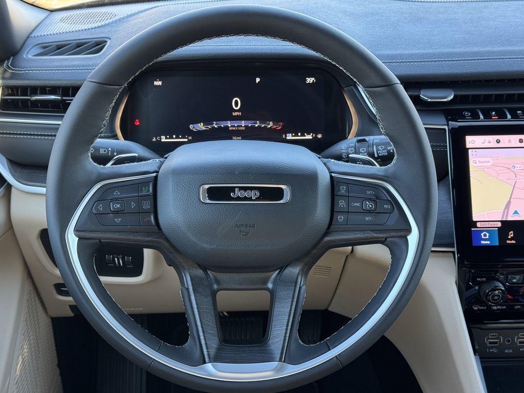 new 2025 Jeep Grand Cherokee car, priced at $52,410